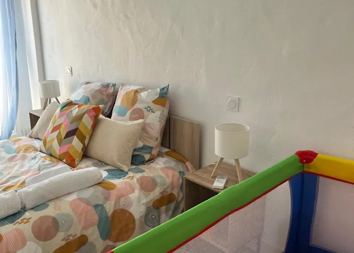 Maison Climatisee 4 Pers Entre Et Montagne Casa de Férias *